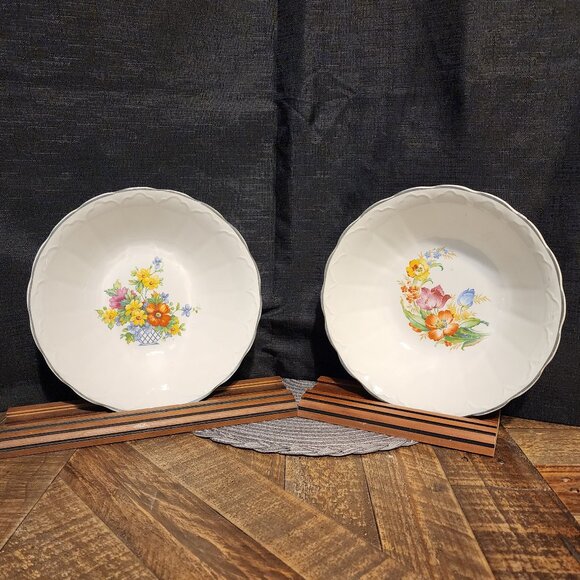 Pair of Bowls - Flower Pattern - Unknown Maker - Picture 1 of 8